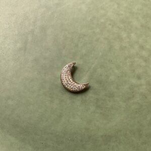 Austrian crystal moon pendant in sterling silver 🌙